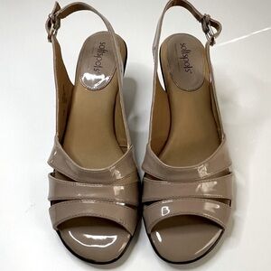 NWOT Softspots Women´s Neima , Color Almond Patent, Comfortable Shoes, Size 8.5M